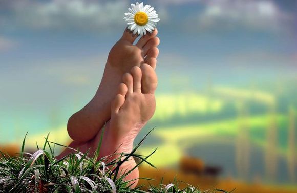 7 способов сохранить летом стопы ухоженными