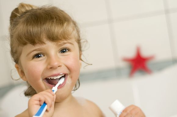 Шампуни, зубные пасты и другие средства личной гигиены могут вызывать аллергию у детей