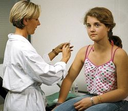 Вакцина HPV4 безопасна для девушек и молодых женщин