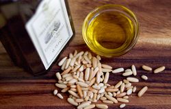 Оливковое масло и орехи предотвратят сердечно-сосудистые заболевания