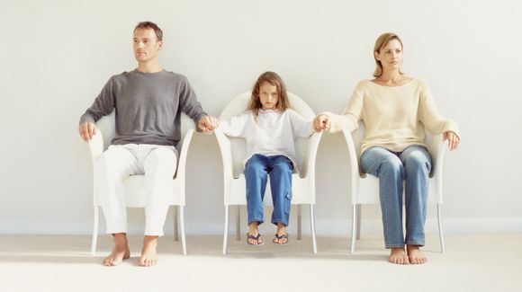 Предупреждение для родителей: конфликты в семье опасны для ребенка